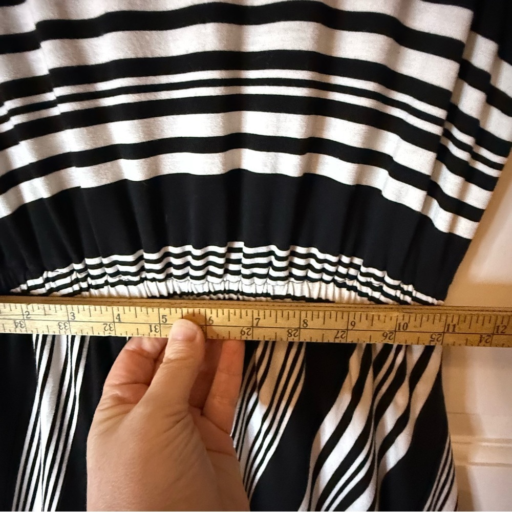 Apt. 9 Black and White Asymmetrical Fit and Flare Dress - Picture 5 of 11